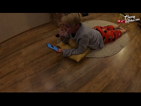 ❤️ بلوند دیوانه مکیدن دیک بزرگ در حال مکیدن و جهش بر روی آن - سکس مقعدی فقط پورنو در پورنو fa.pornochaturbate.ru